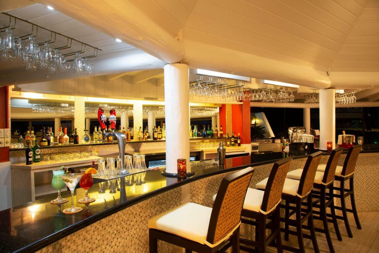 Hotel The Club Barbados (Adults Only) Saint James Exterior foto